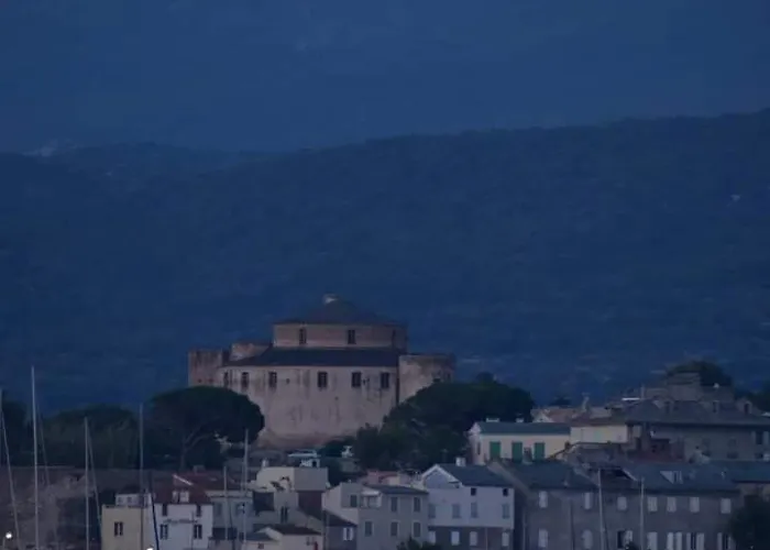 Lägenhet Coin Tranquille A 2km De Saint-florent Oletta (Corsica)